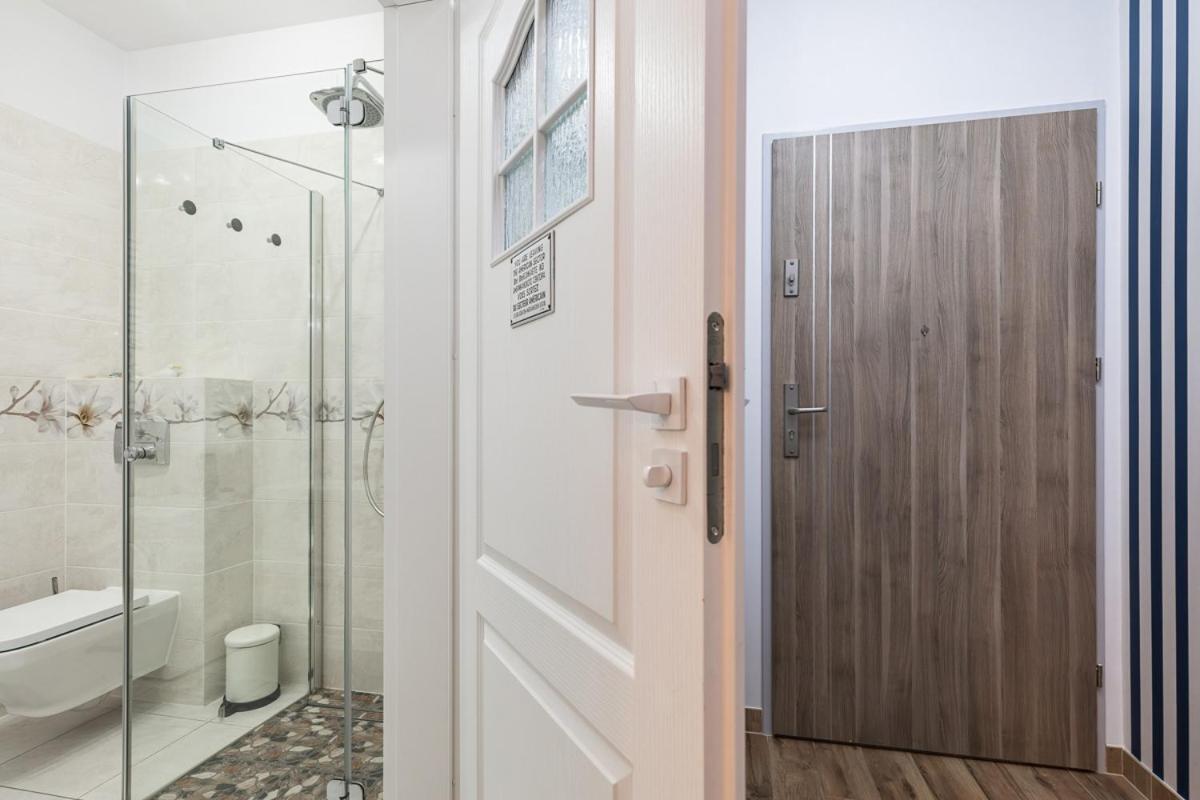 Apartament Holiday 8/25 เรวัล ภายนอก รูปภาพ